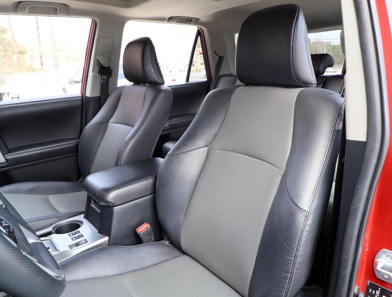 Toyota 4Runner SR5 4WD 2016