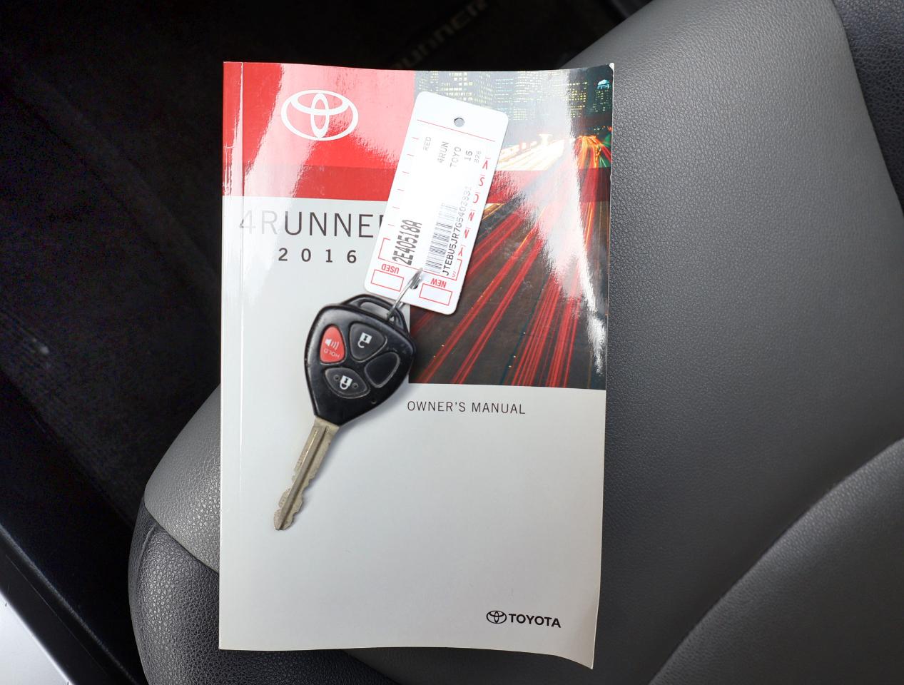 Toyota 4Runner SR5 4WD 2016