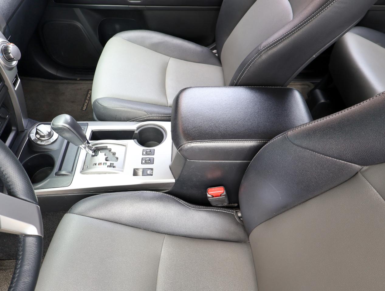 Toyota 4Runner SR5 4WD 2016