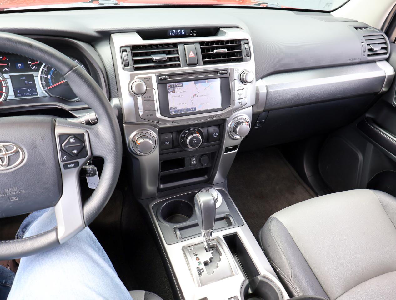 Toyota 4Runner SR5 4WD 2016