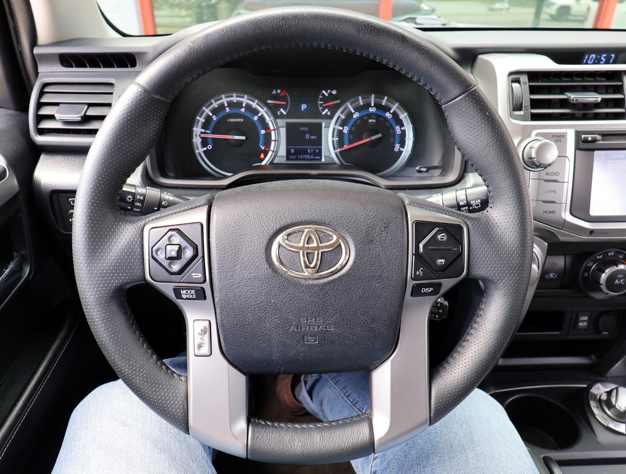 Toyota 4Runner SR5 4WD 2016