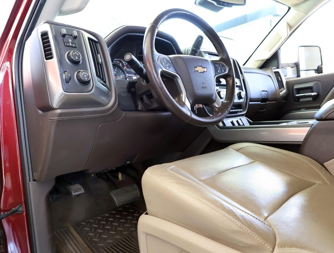 Chevrolet Silverado 3500HD LTZ Crew Cab 4WD 2016