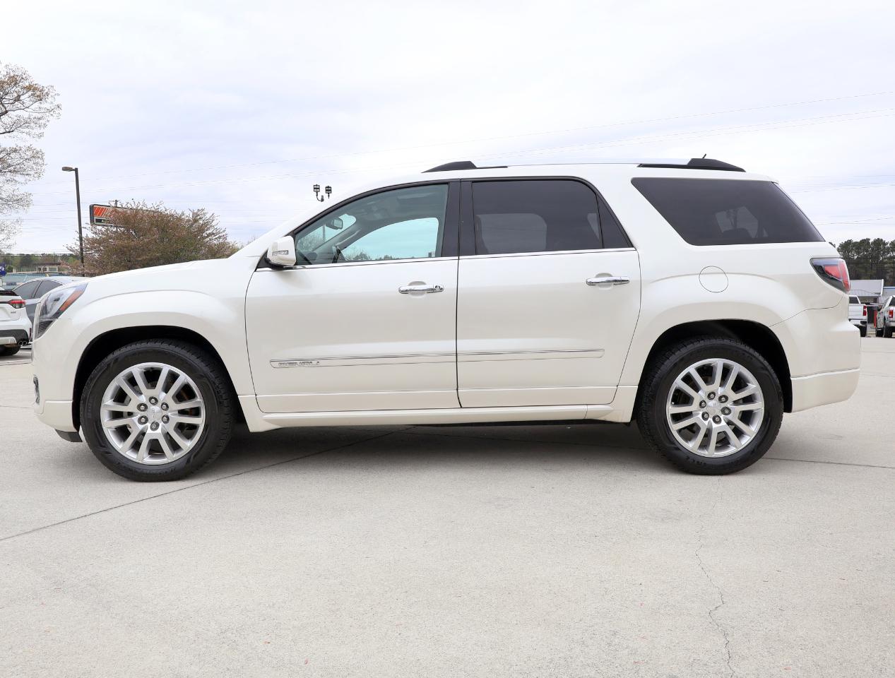 GMC Acadia Denali FWD 2015