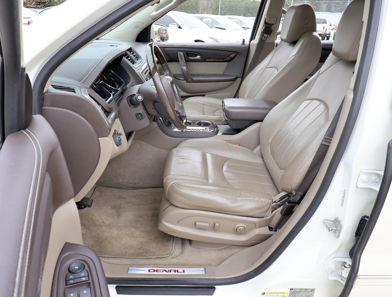 GMC Acadia Denali FWD 2015