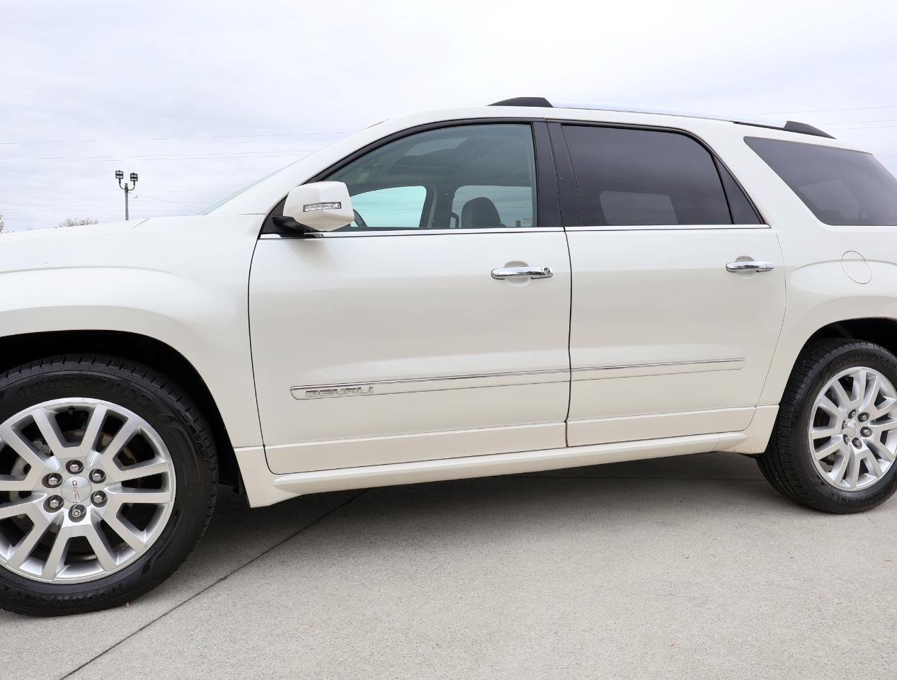 GMC Acadia Denali FWD 2015