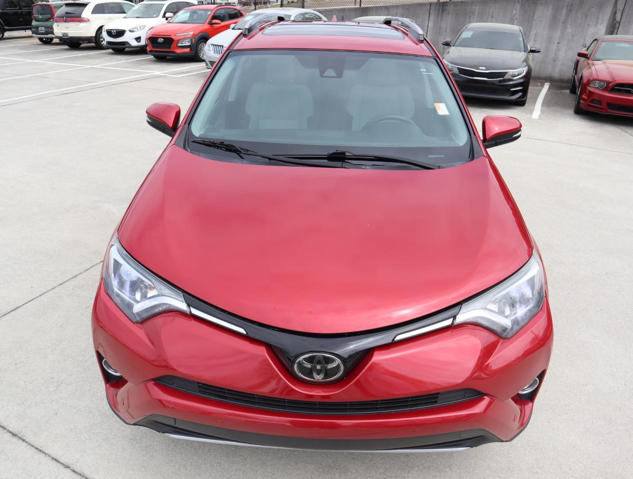 Toyota RAV4 XLE FWD 2017