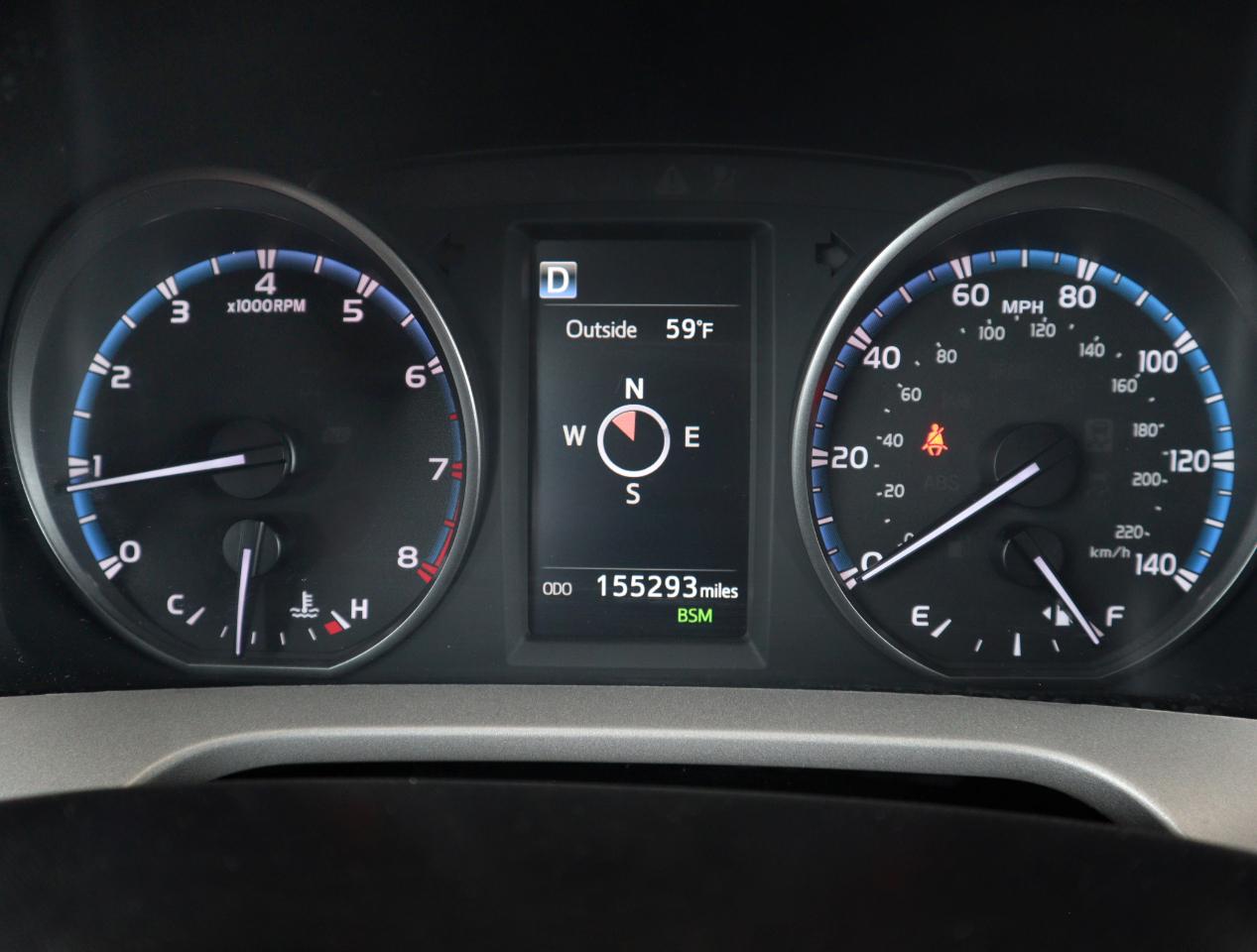 Toyota RAV4 XLE FWD 2017