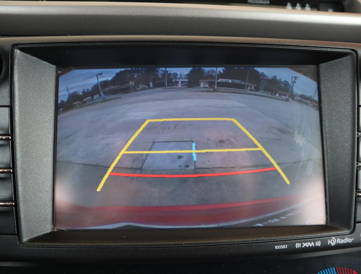 Toyota RAV4 XLE FWD 2017