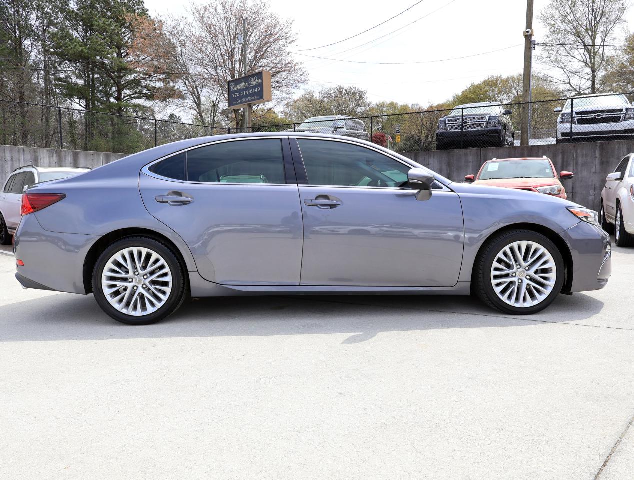 Lexus ES 350 Sedan 2016