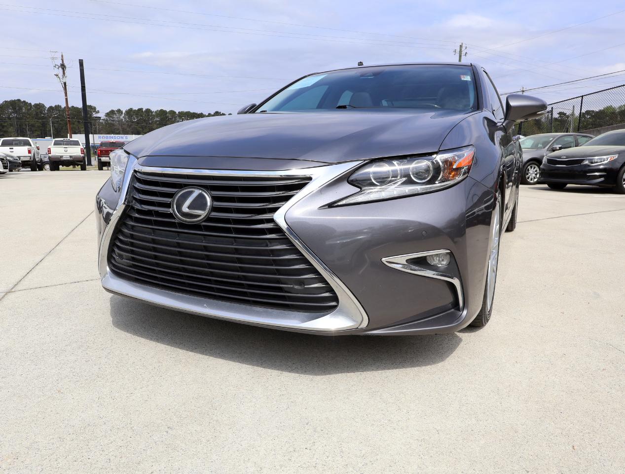 Lexus ES 350 Sedan 2016