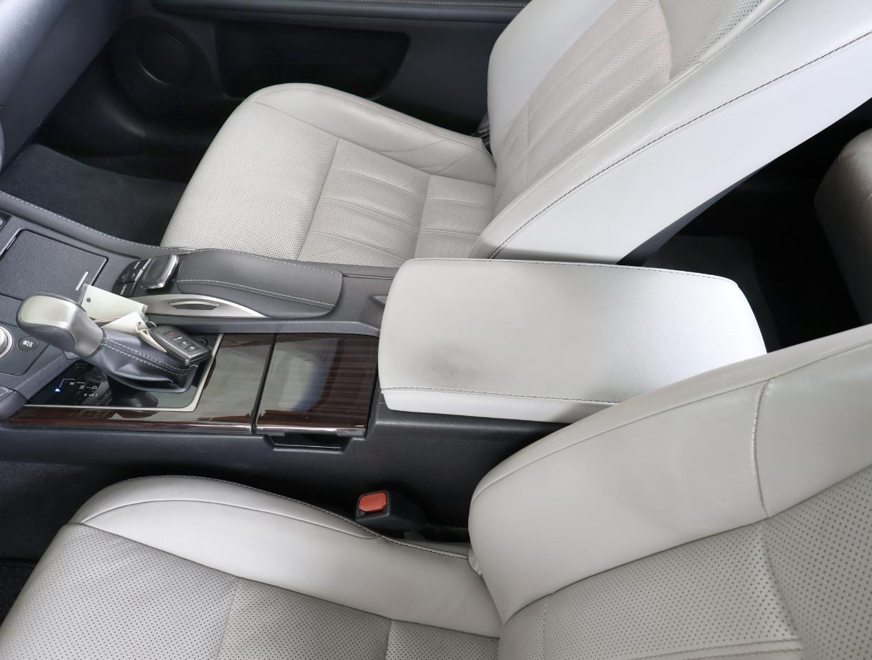 Lexus ES 350 Sedan 2016