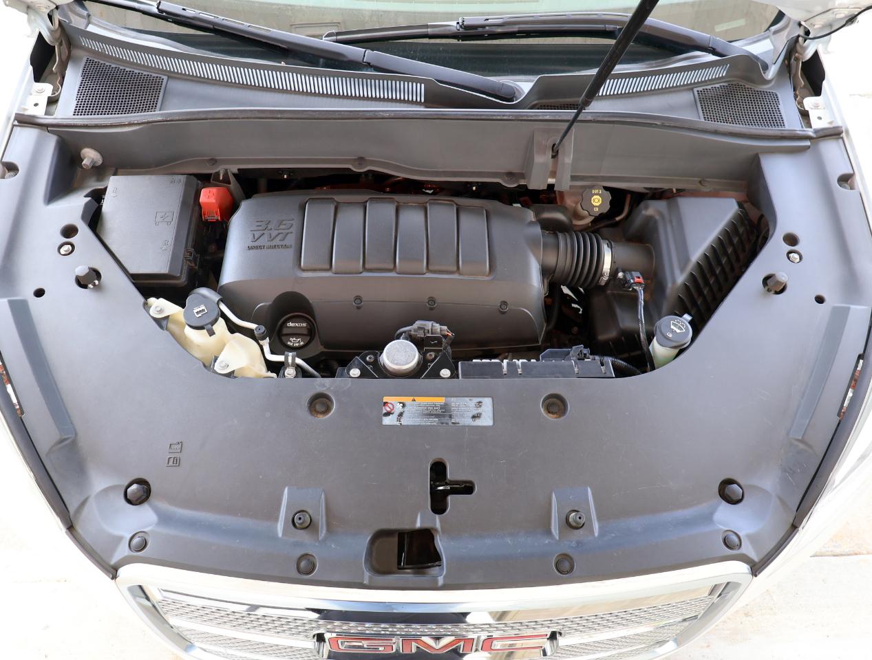 GMC Acadia Denali FWD 2014