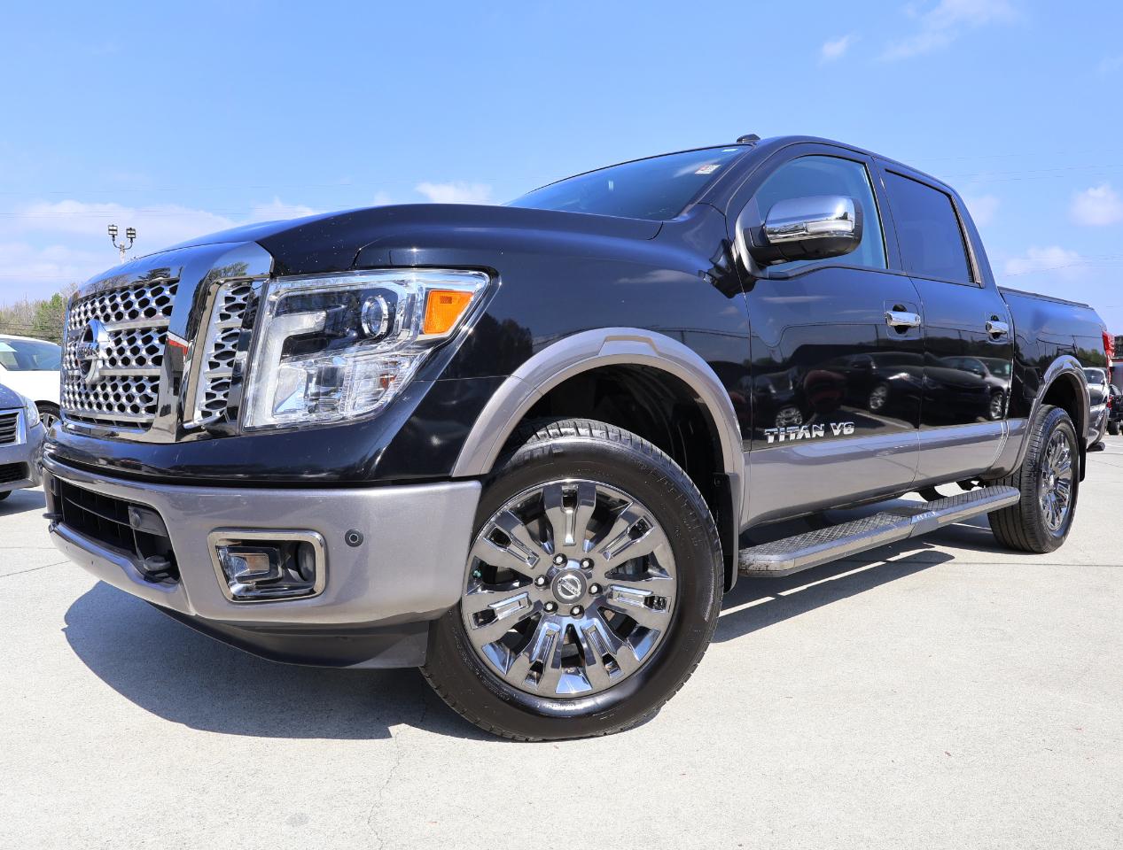 Nissan Titan Platinum Reserve 4WD 2018