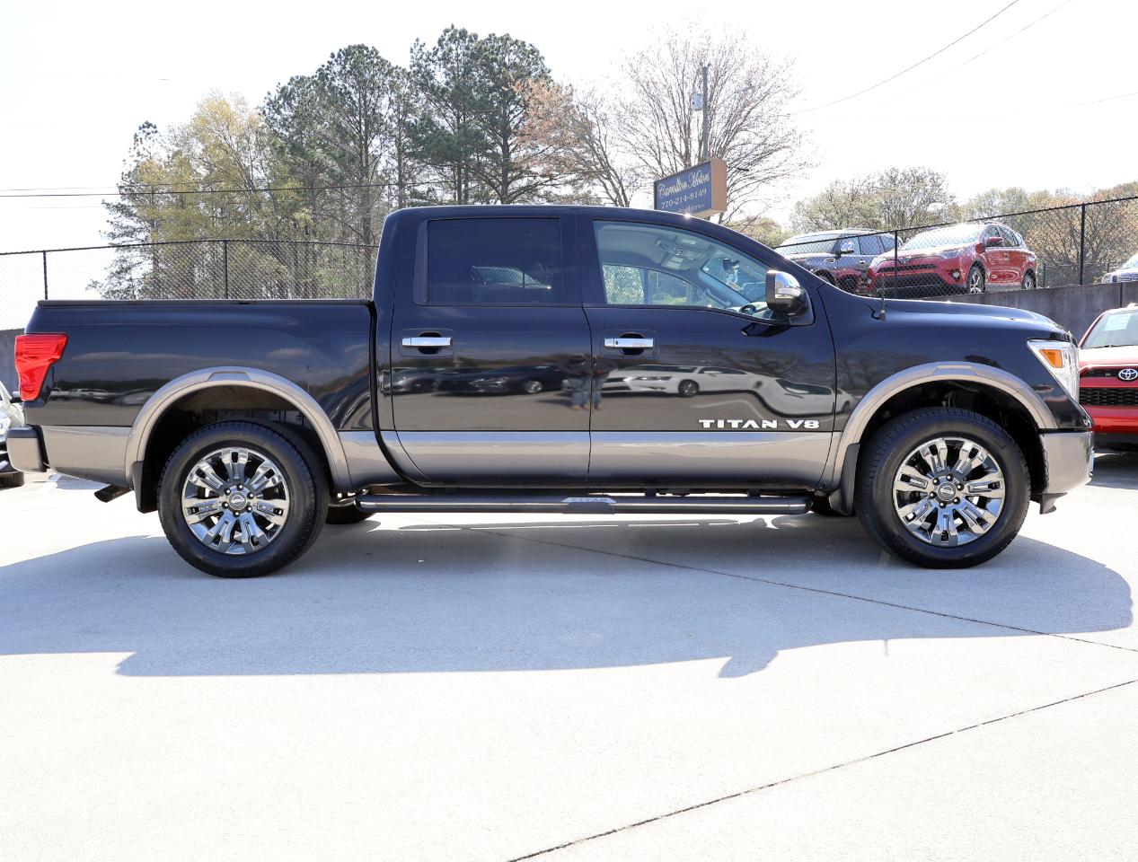 Nissan Titan Platinum Reserve 4WD 2018