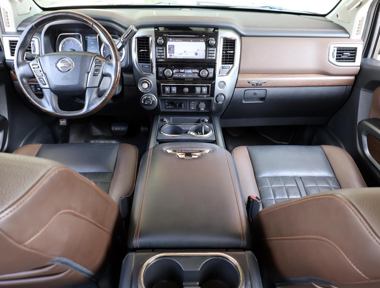 Nissan Titan Platinum Reserve 4WD 2018