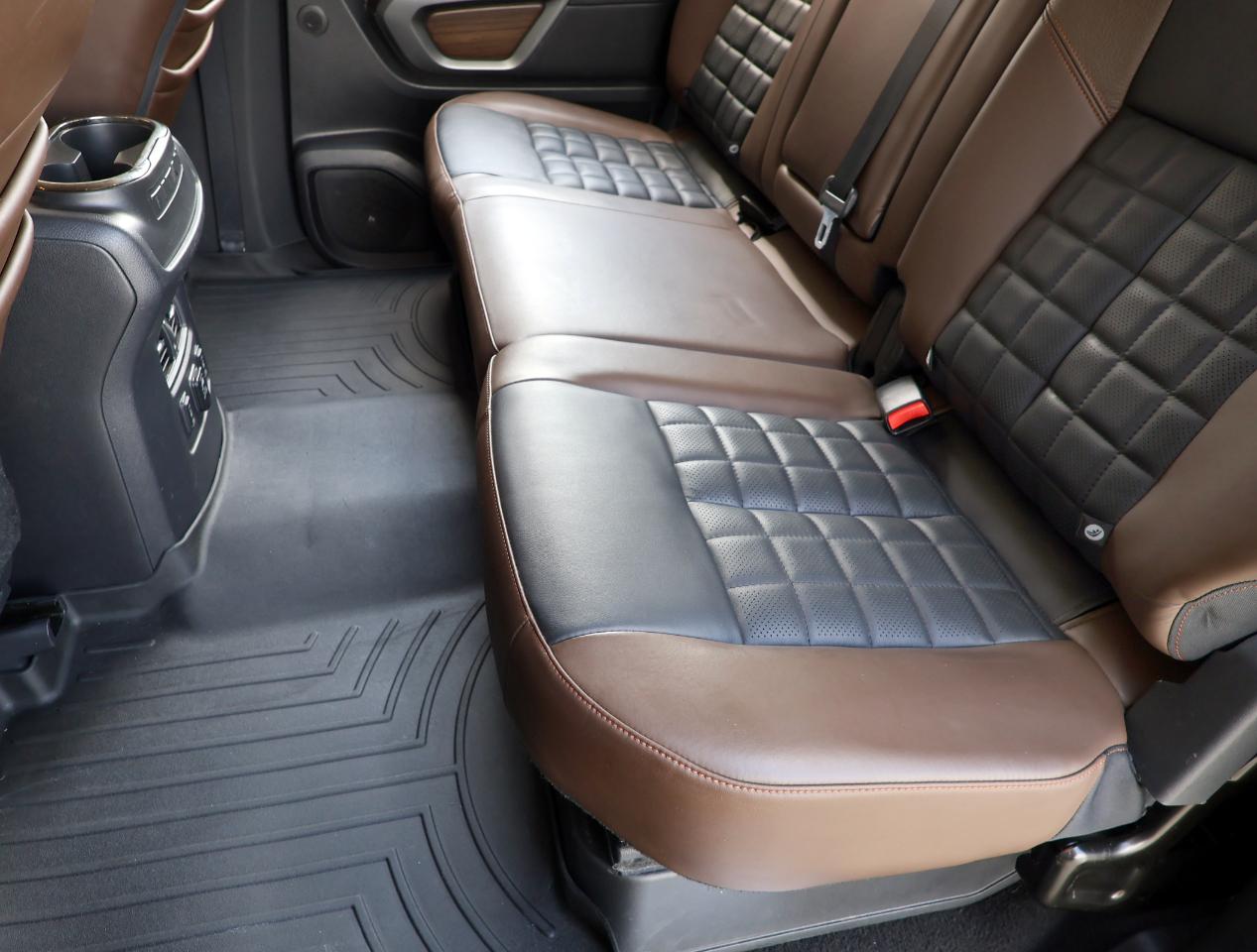 Nissan Titan Platinum Reserve 4WD 2018