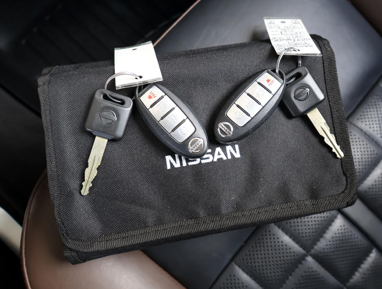 Nissan Titan Platinum Reserve 4WD 2018