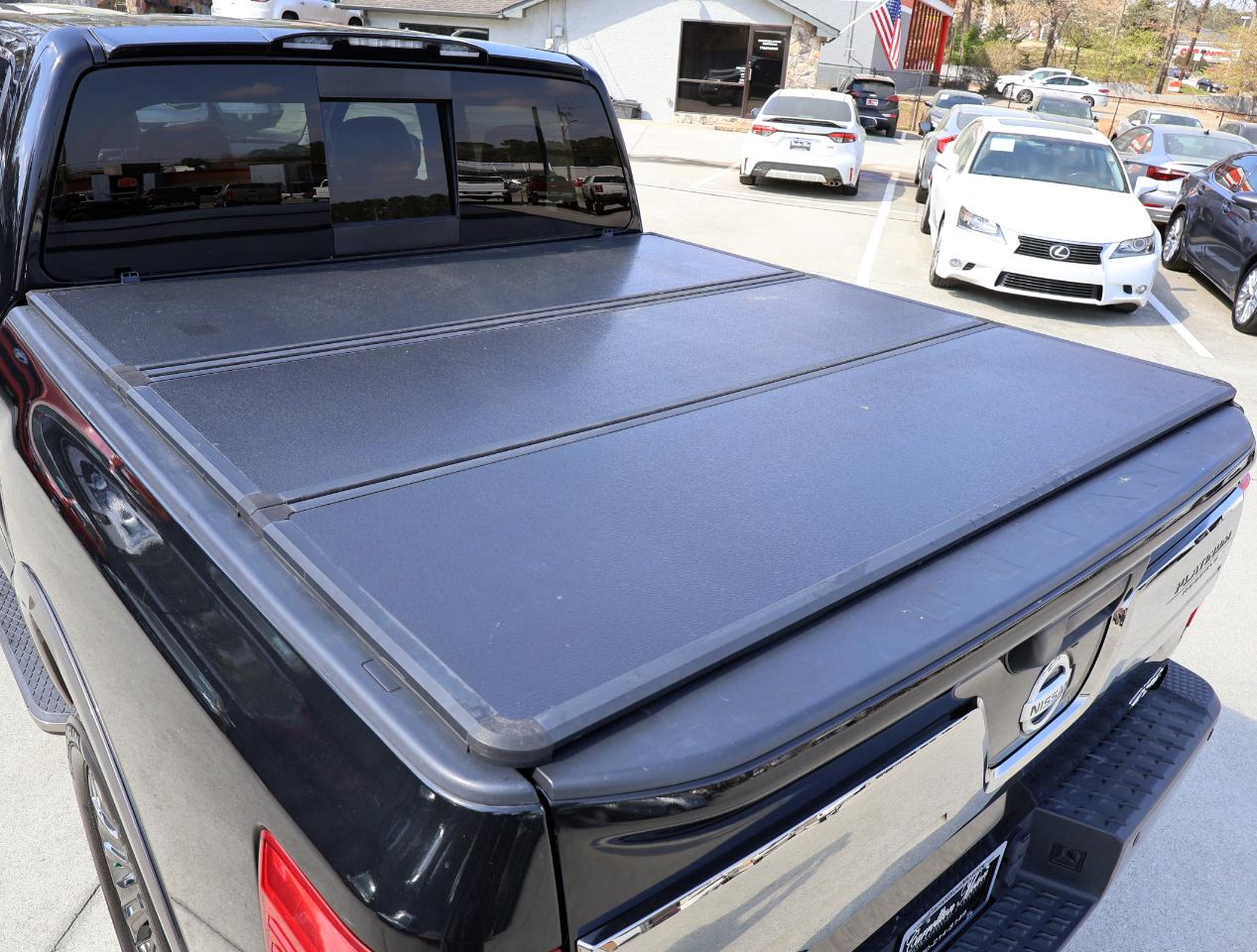 Nissan Titan Platinum Reserve 4WD 2018