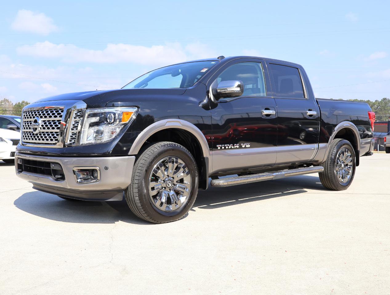 Nissan Titan Platinum Reserve 4WD 2018
