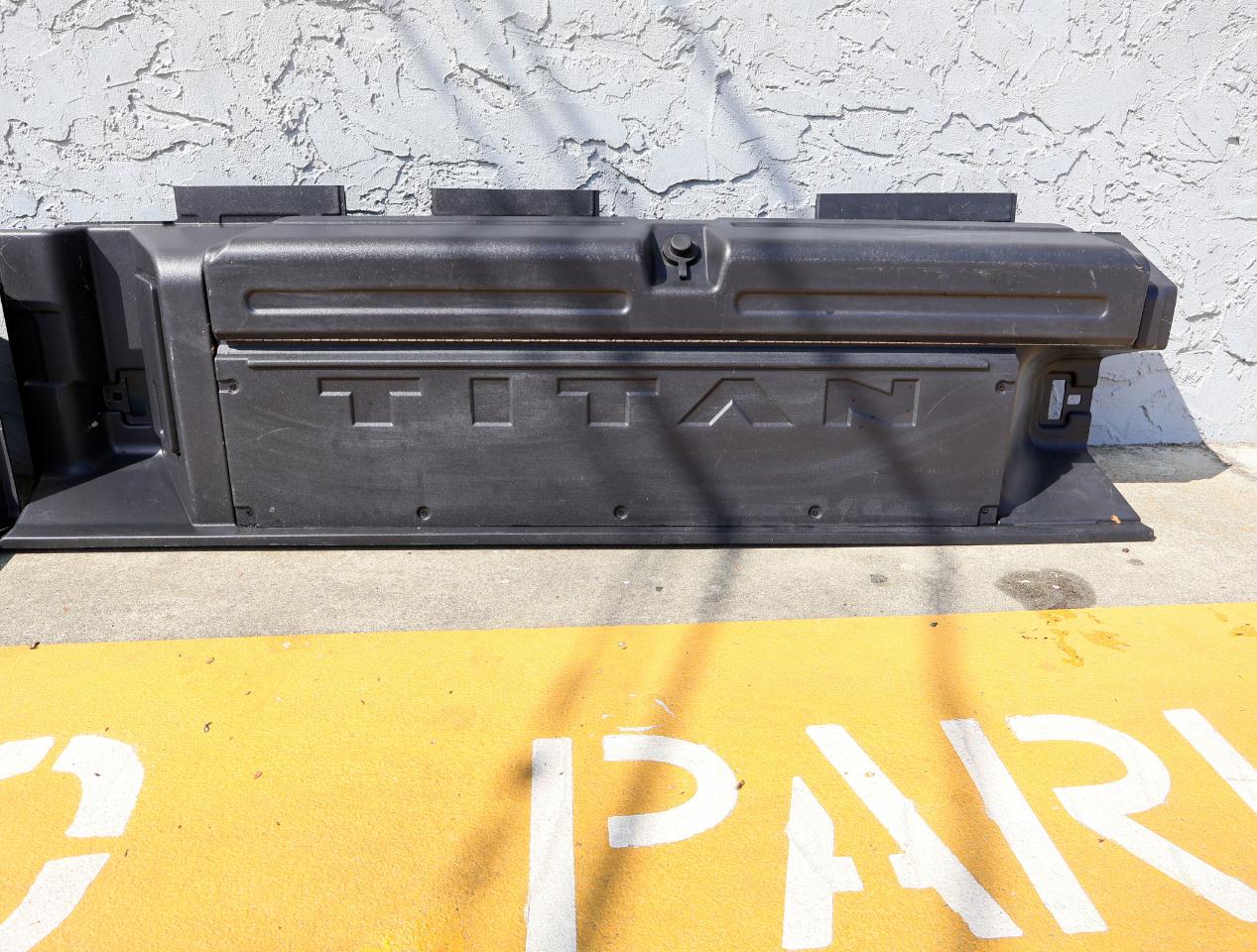 Nissan Titan Platinum Reserve 4WD 2018