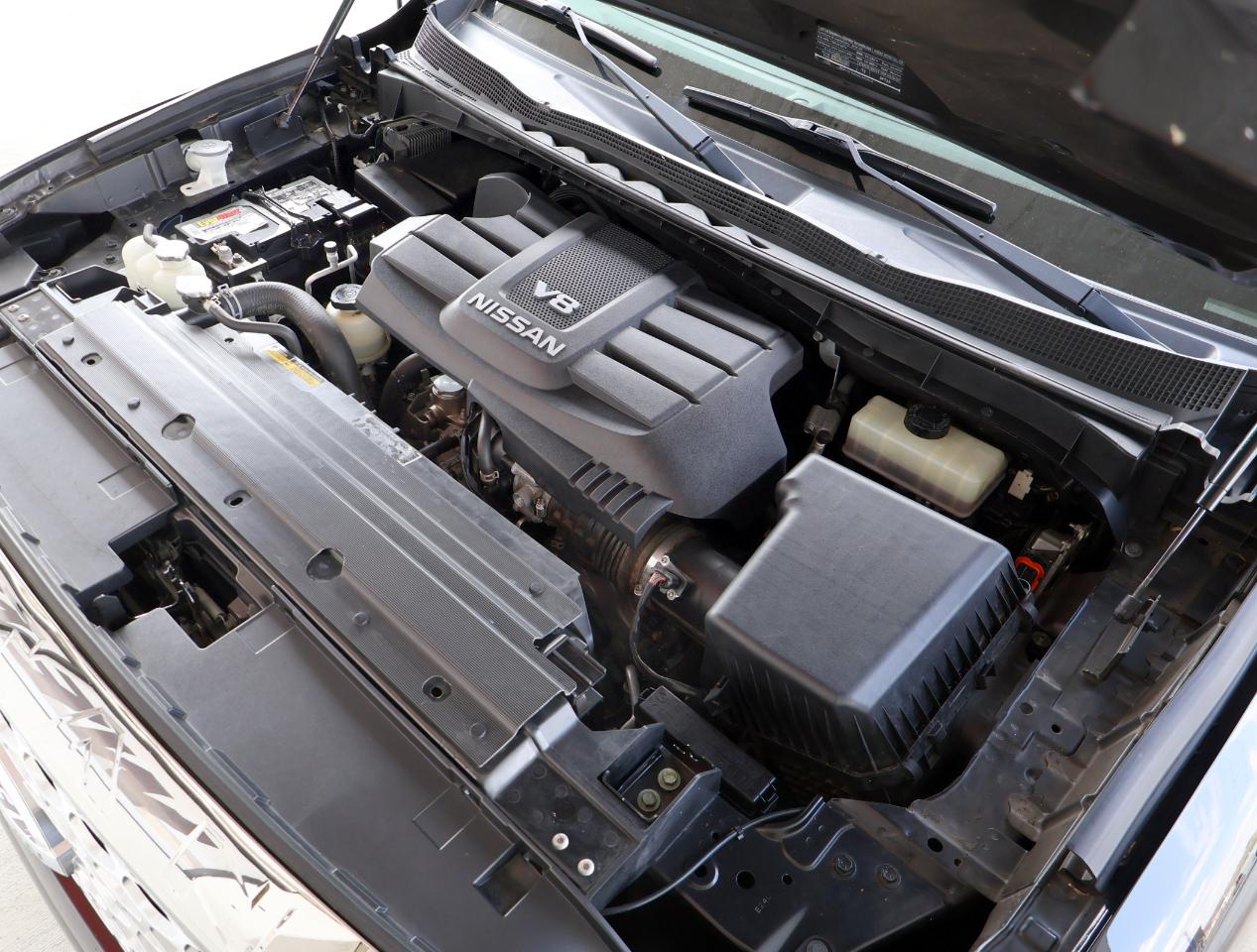 Nissan Titan Platinum Reserve 4WD 2018