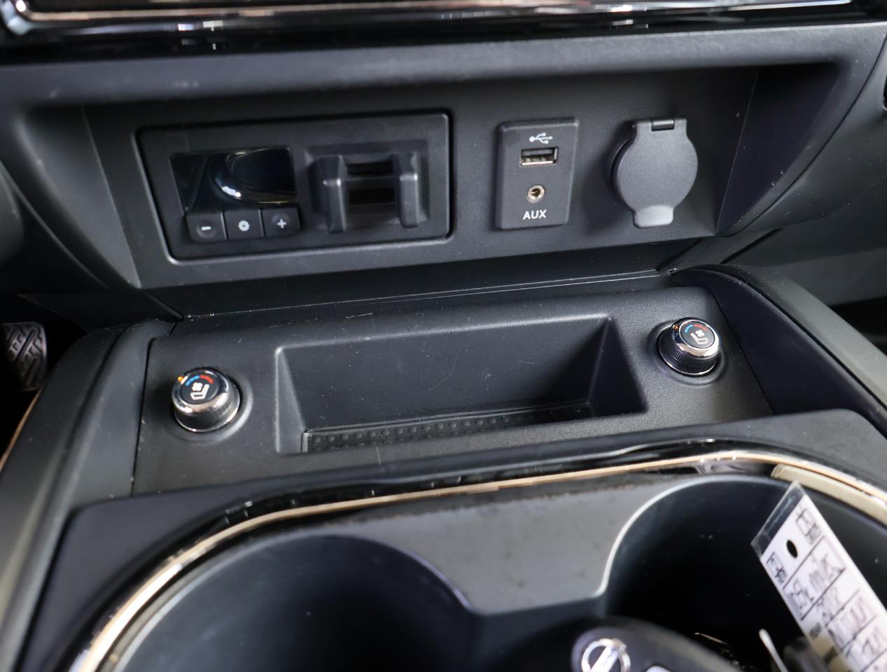 Nissan Titan Platinum Reserve 4WD 2018