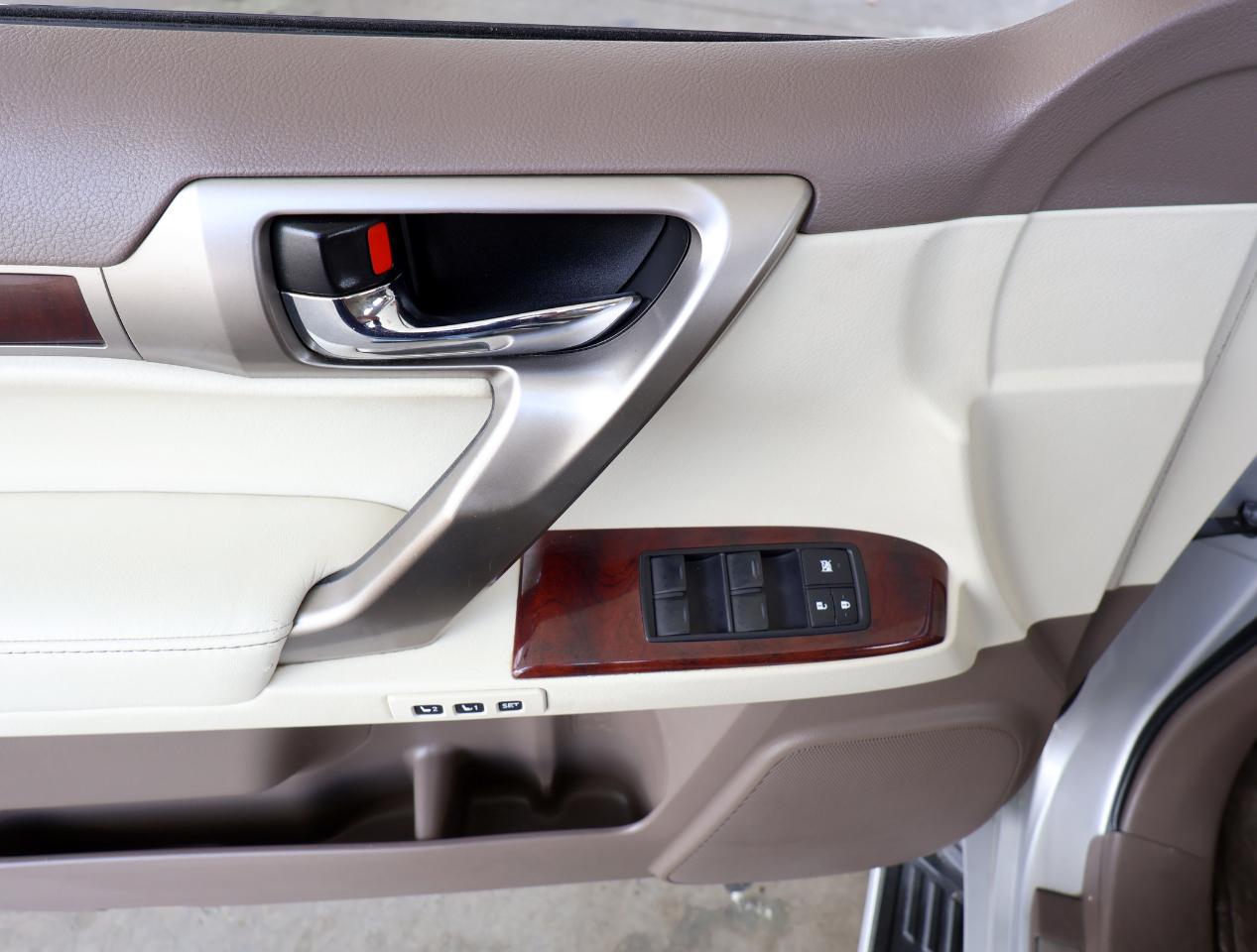 Lexus GX 460 4WD 4dr 2012