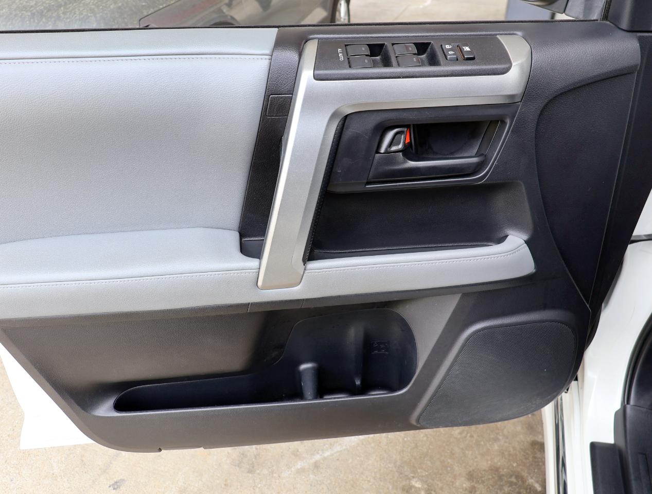 Toyota 4Runner SR5 2011