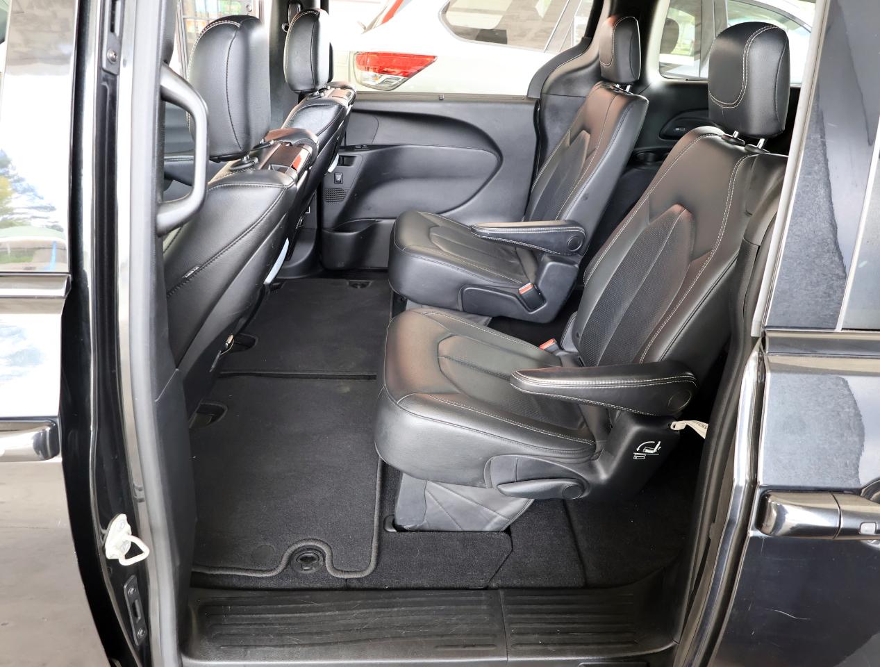 Chrysler Pacifica Touring-L Plus 2019