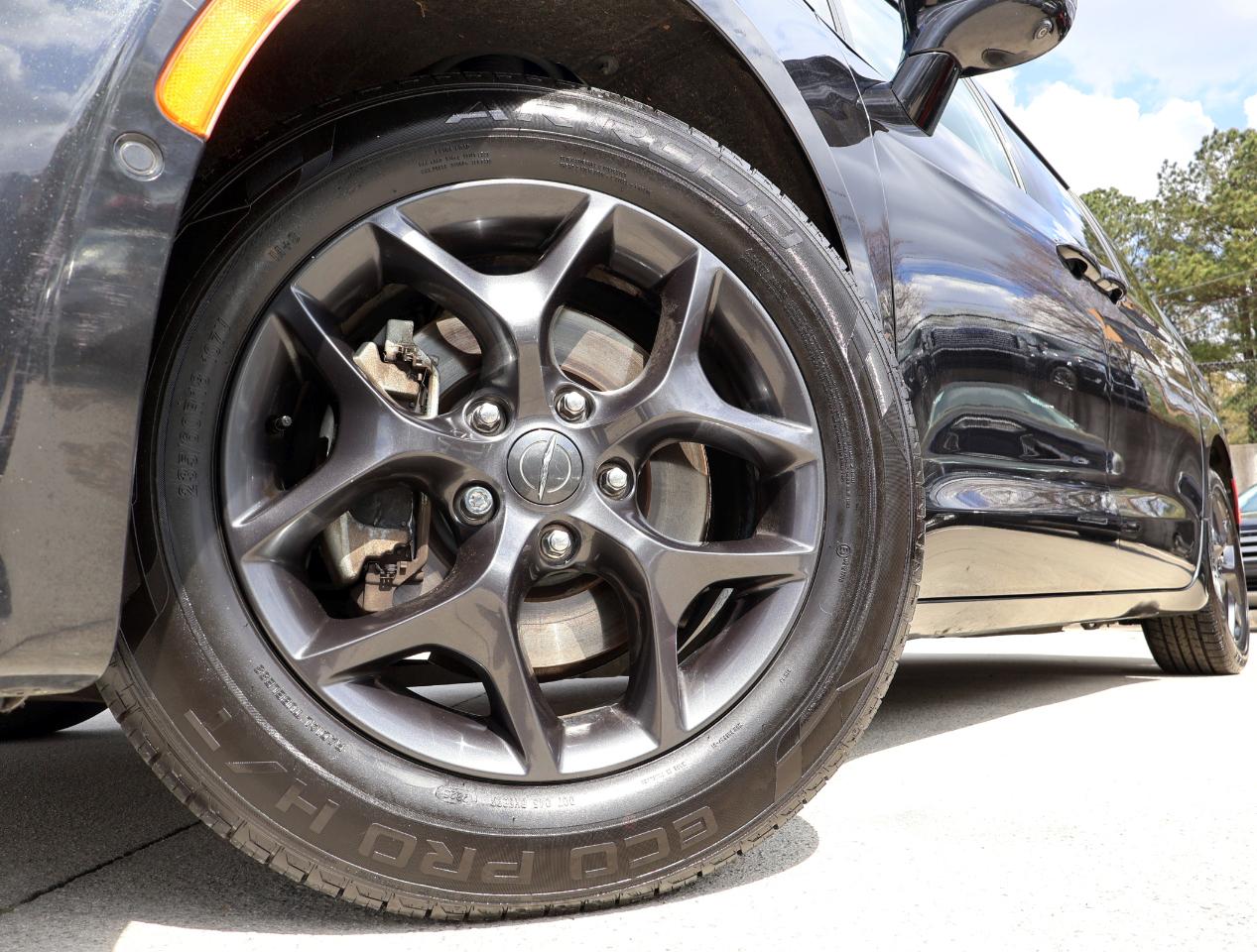 Chrysler Pacifica Touring-L Plus 2019