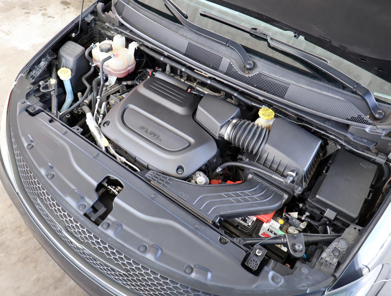 Chrysler Pacifica Touring-L Plus 2019