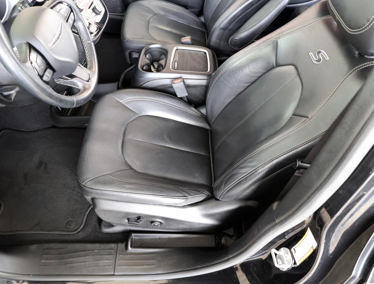 Chrysler Pacifica Touring-L Plus 2019