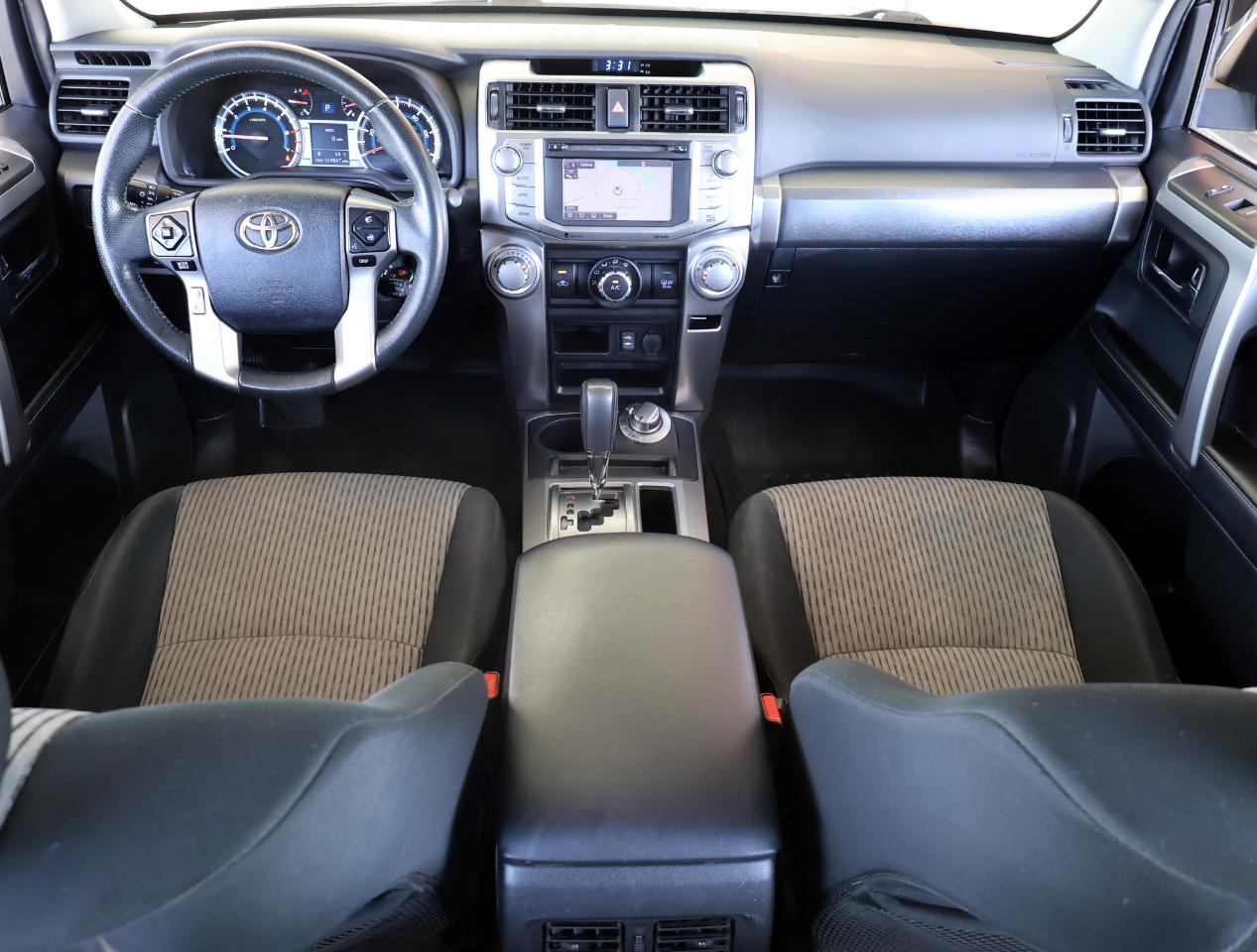 Toyota 4Runner SR5 4WD 2015