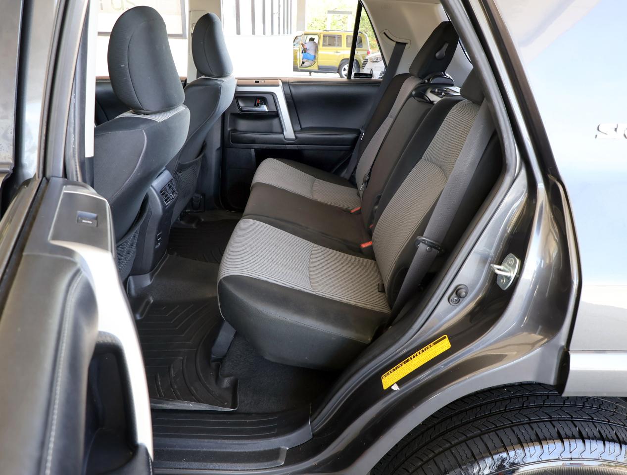 Toyota 4Runner SR5 4WD 2015