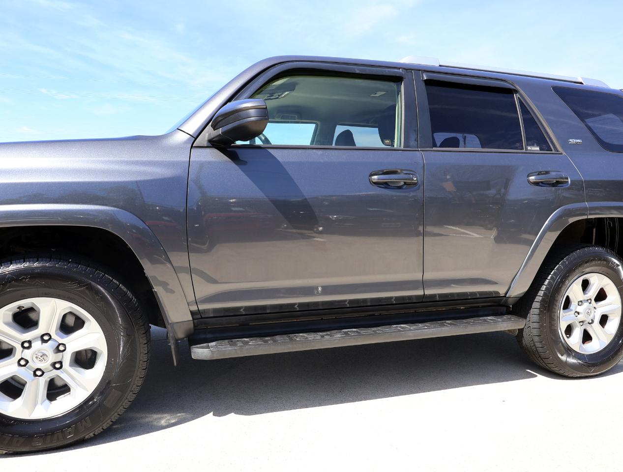 Toyota 4Runner SR5 4WD 2015