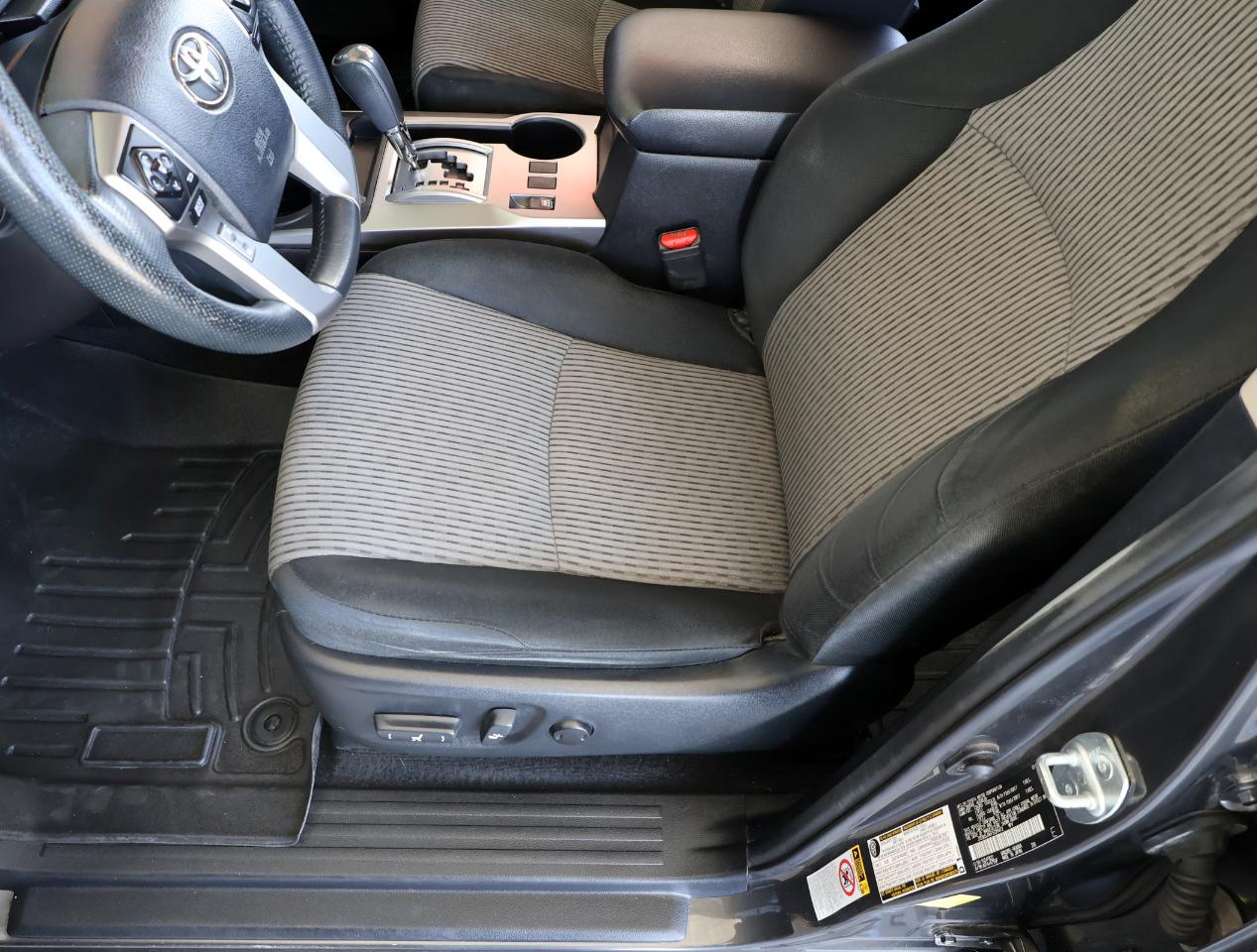 Toyota 4Runner SR5 4WD 2015