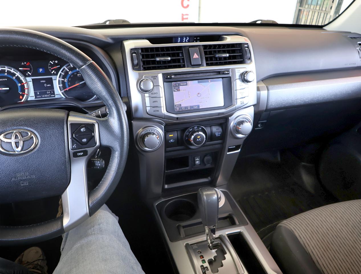 Toyota 4Runner SR5 4WD 2015