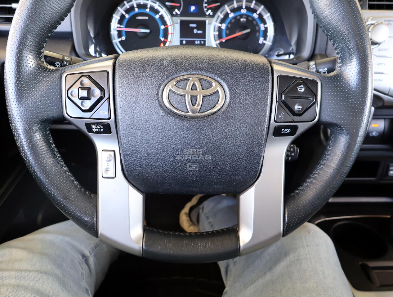 Toyota 4Runner SR5 4WD 2015