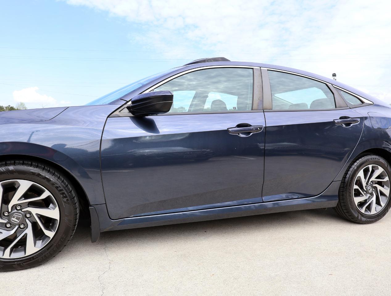 Honda Civic EX Sedan CVT 2017
