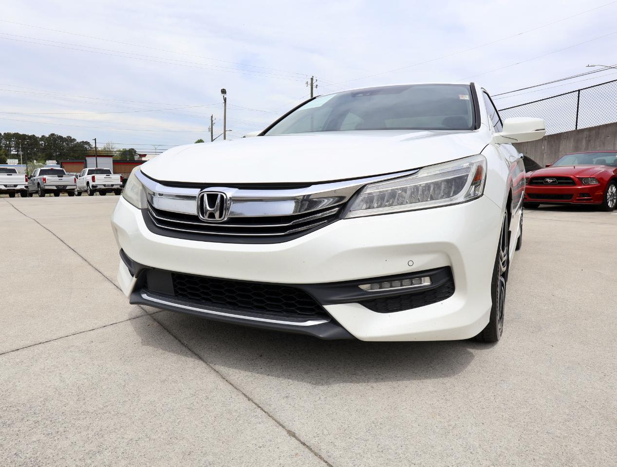 Honda Accord Touring V6 Sedan 2016