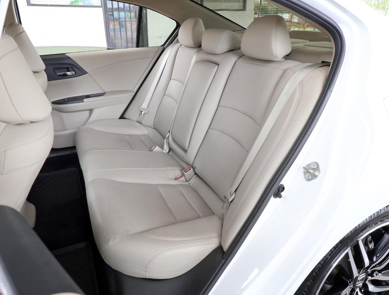 Honda Accord Touring V6 Sedan 2016