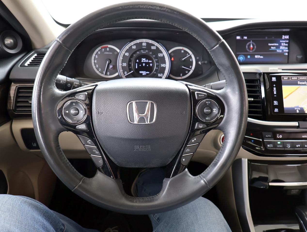 Honda Accord Touring V6 Sedan 2016