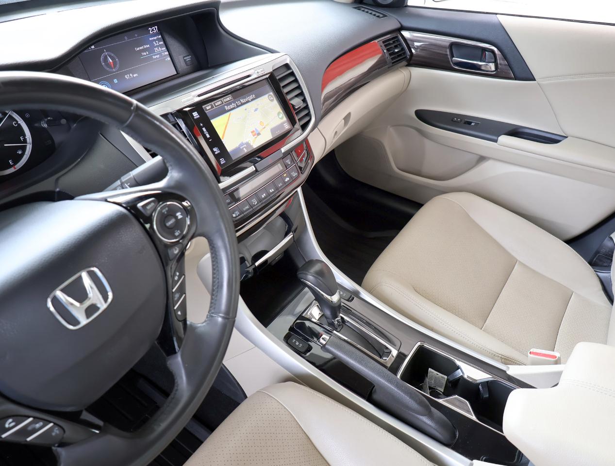 Honda Accord Touring V6 Sedan 2016