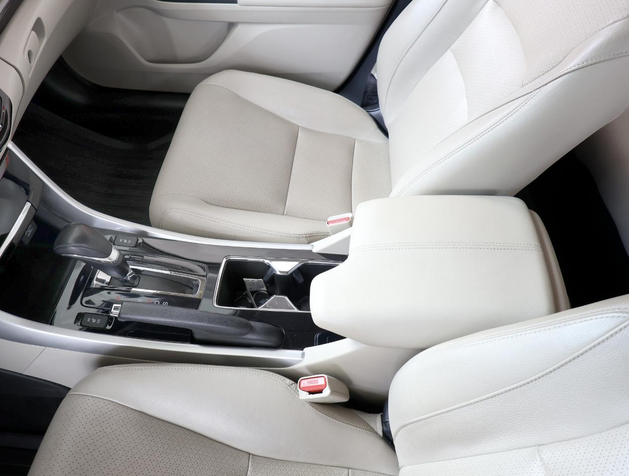 Honda Accord Touring V6 Sedan 2016