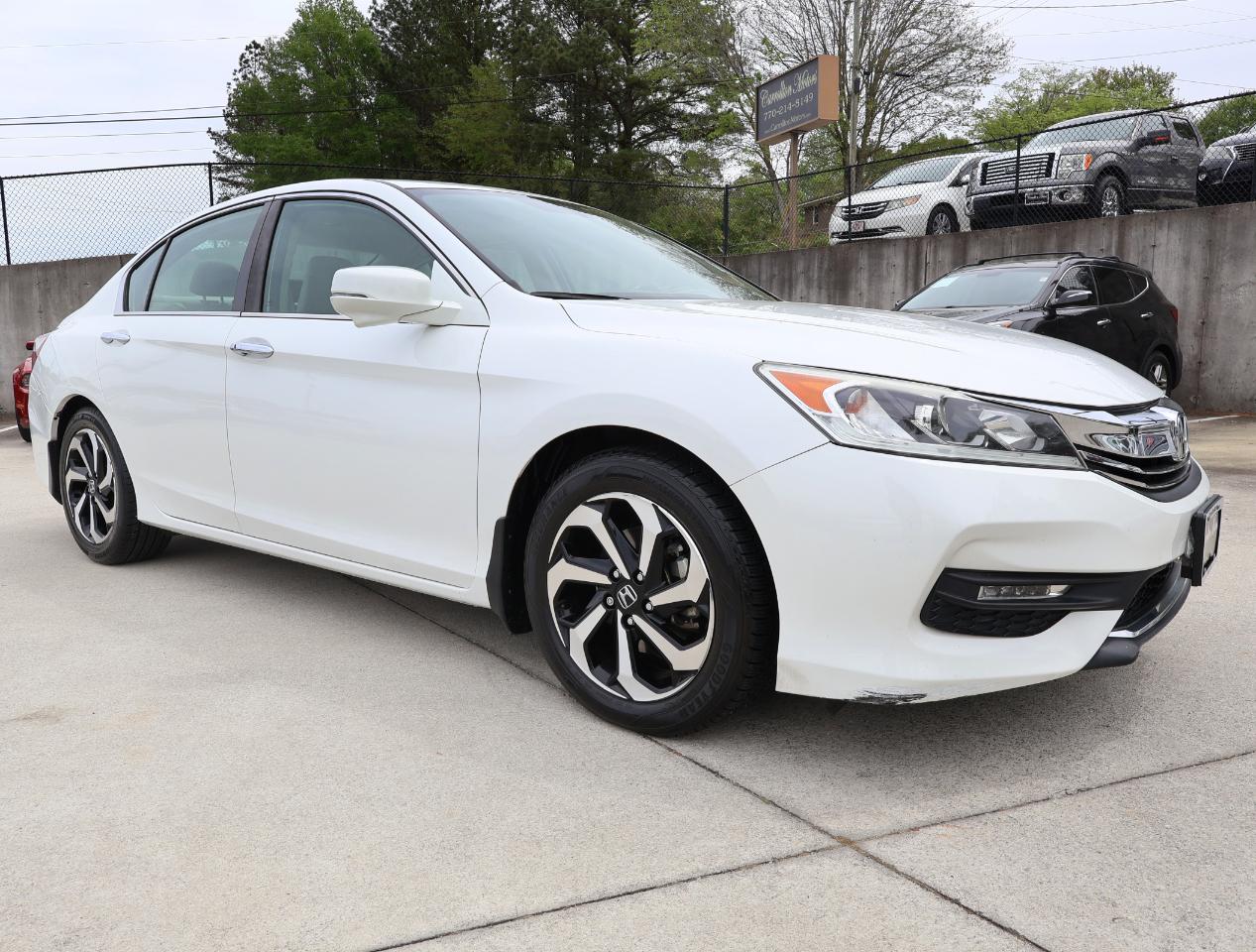 Honda Accord EX-L Sedan CVT 2016