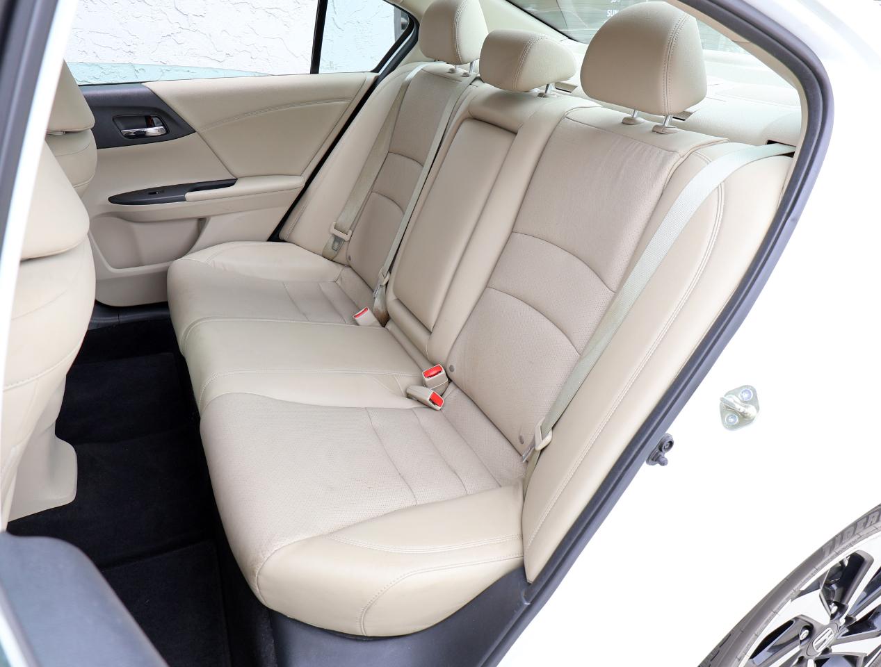 Honda Accord EX-L Sedan CVT 2016