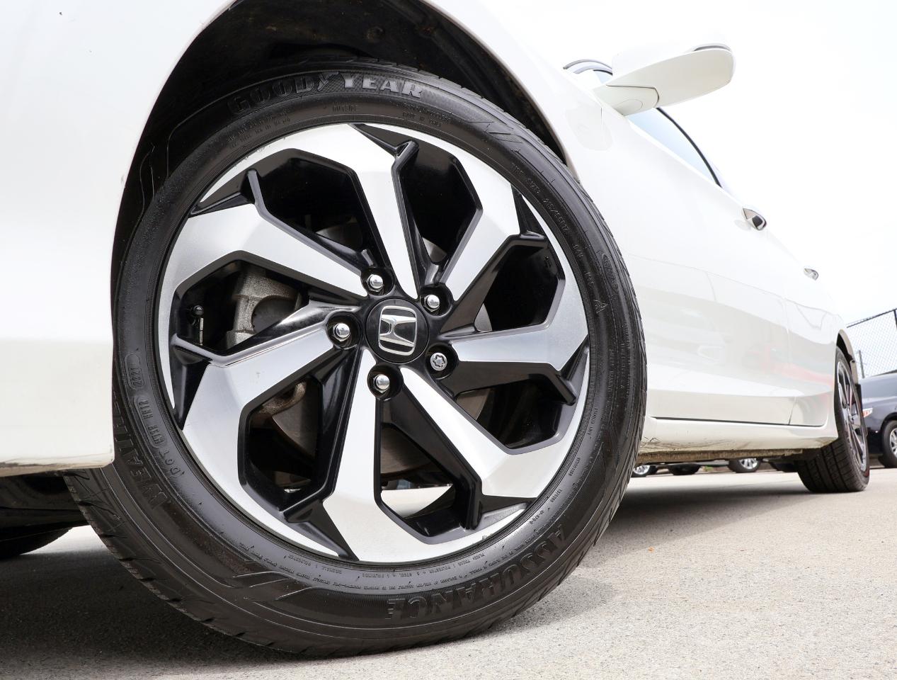 Honda Accord EX-L Sedan CVT 2016