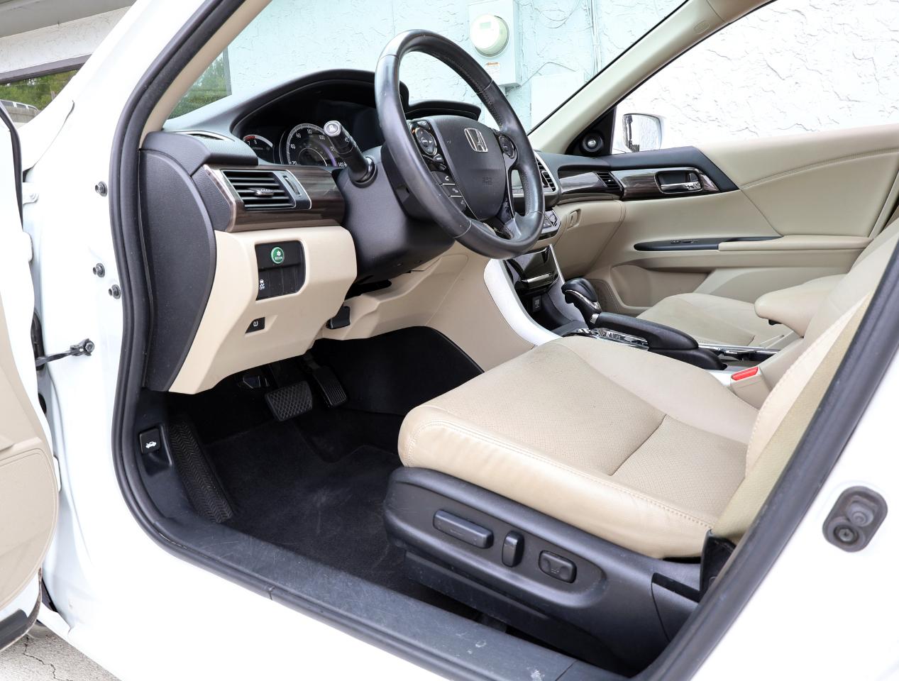 Honda Accord EX-L Sedan CVT 2016