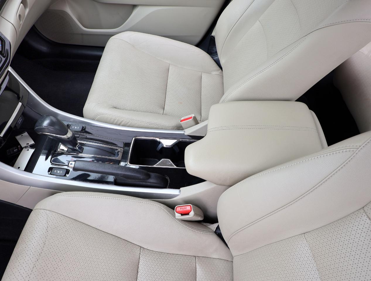 Honda Accord EX-L Sedan CVT 2016