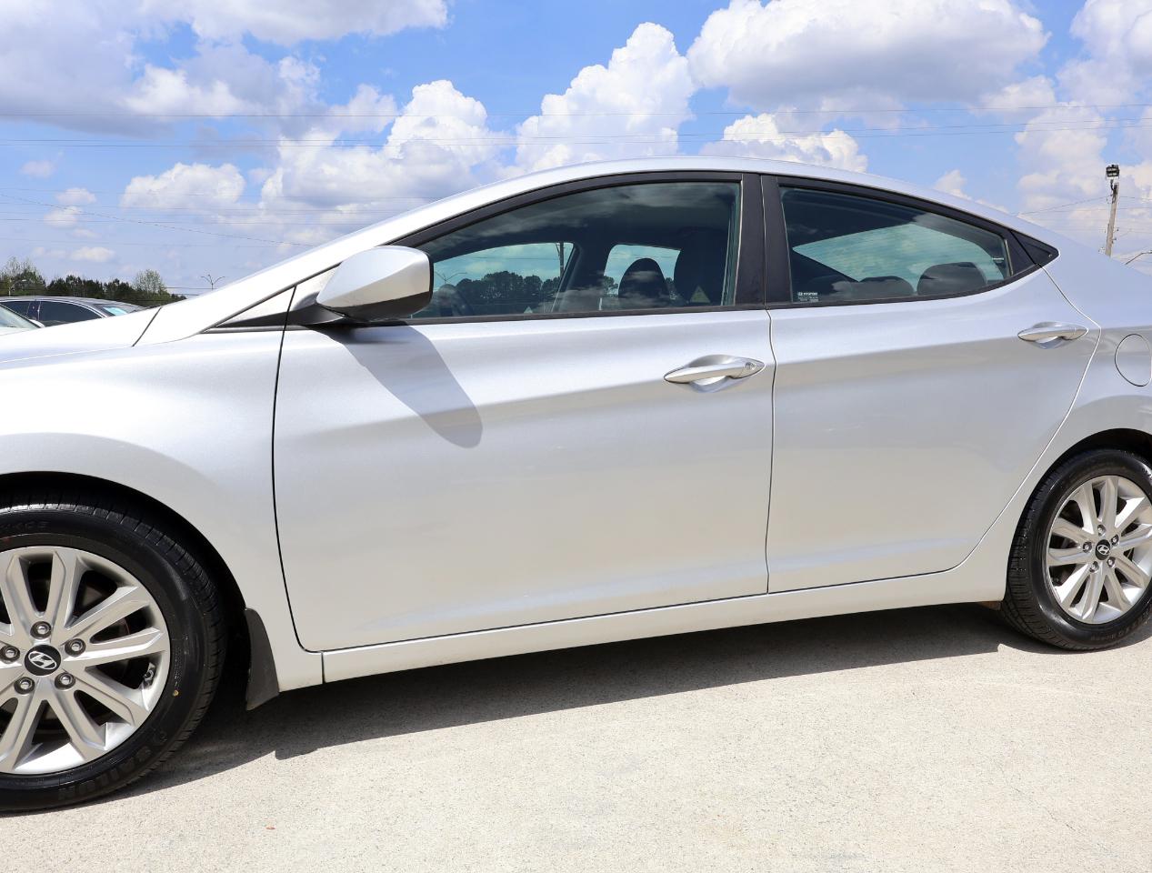 Hyundai Elantra SE 2014